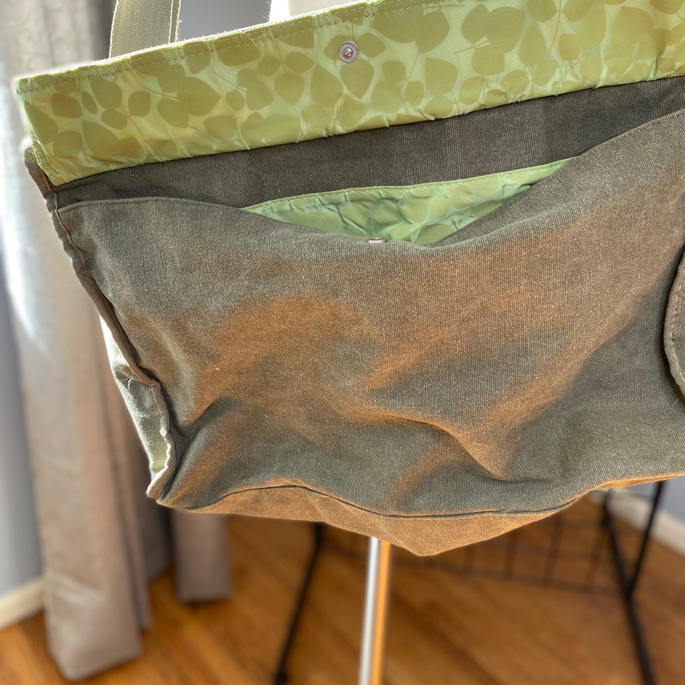Origins large canvas messenger bag, EUC - Picture 3 of 6
